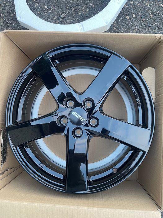 Nowe Felgi 18 cali 5x112 alutec skoda audi vw seat