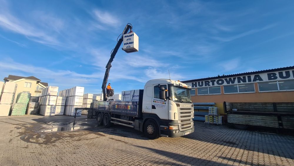 Transport. Usługi HDS, żuraw, dźwig. Przewóz sprzętu i kontenerów