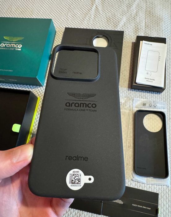 Unikatowy smartfon REALME GT 8 Pro 5G 16/512GB 144Hz Dream Edition