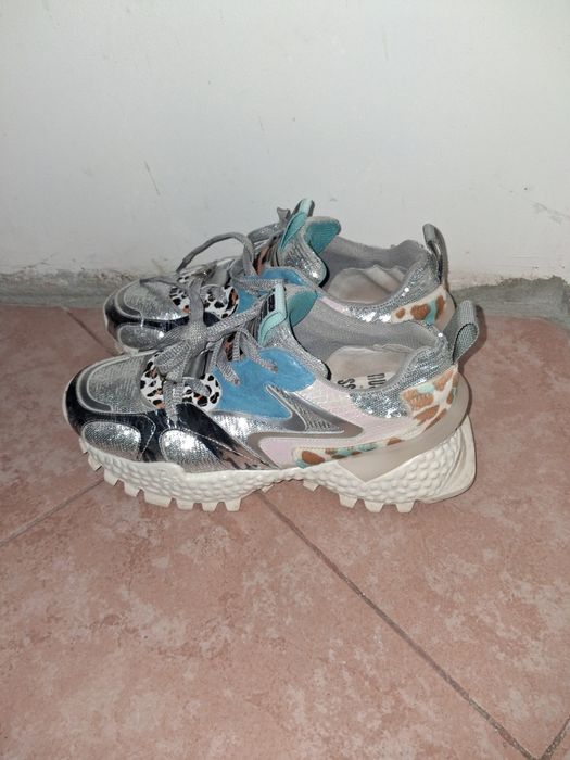 Russel Sneakers novos (40)