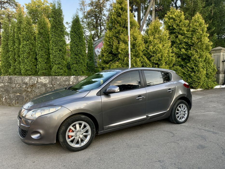 Рено меган 1,5 TDI k9k 2010 рік