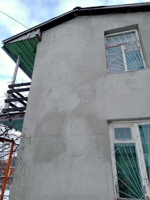 Дача поруч з лісом !