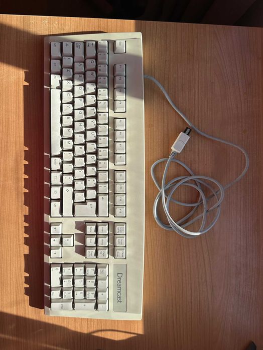 Original Sega Dreamcast Keyboard (Portuguese-Portugal Layout) — Excellent Condition64751815893761121