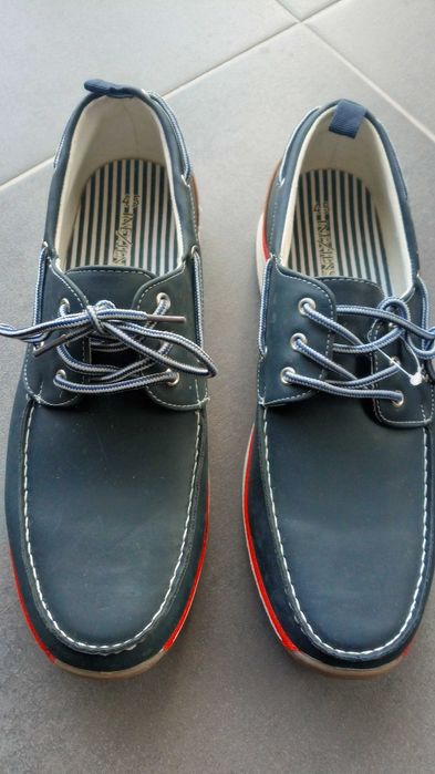 Sapatos de vela Verão novos.