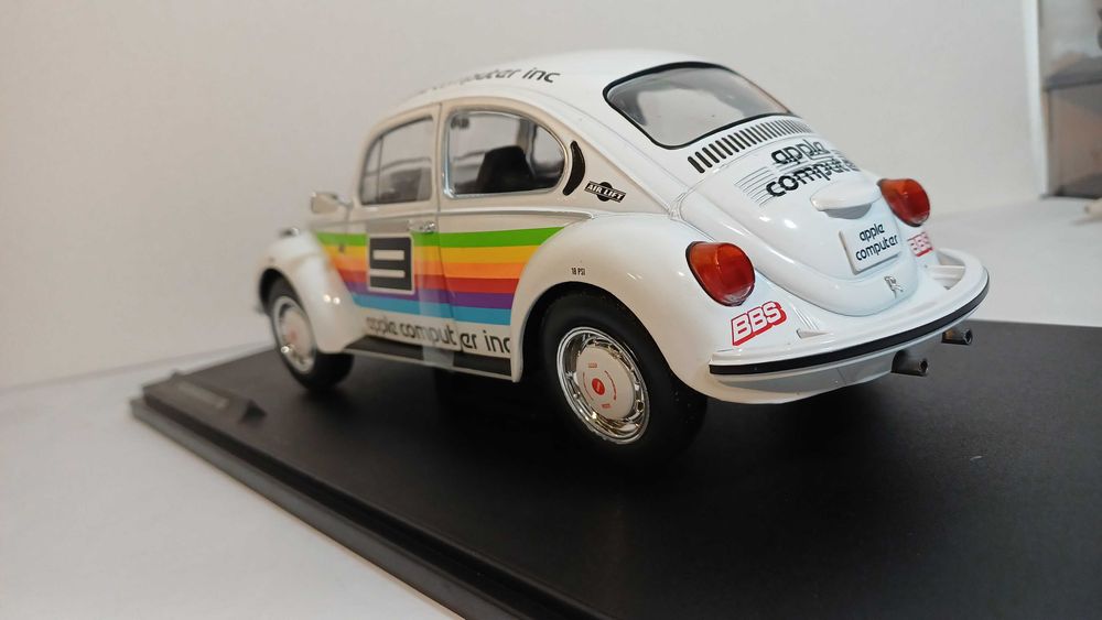 1/18 VW Carocha Apple - Solido