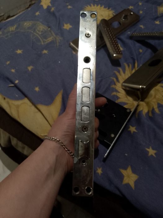 Komplet klamki z zamkami