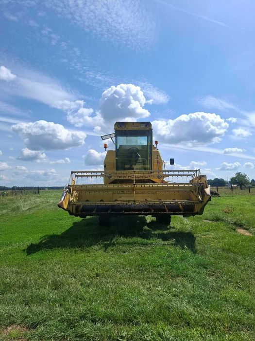 New Holland 1540/ Claas Dominator 86