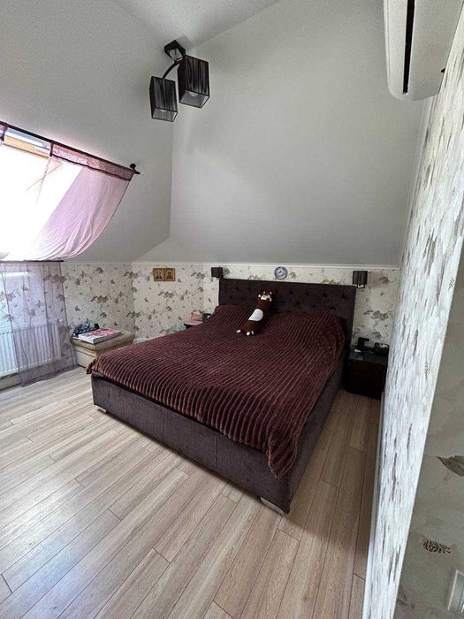 Продам 3-кімнатну квартиру по вул. Райдужна