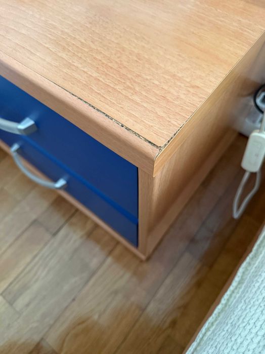 Mobília de quarto juvenil – Cama + Colchão + Roupeiro + Cómoda