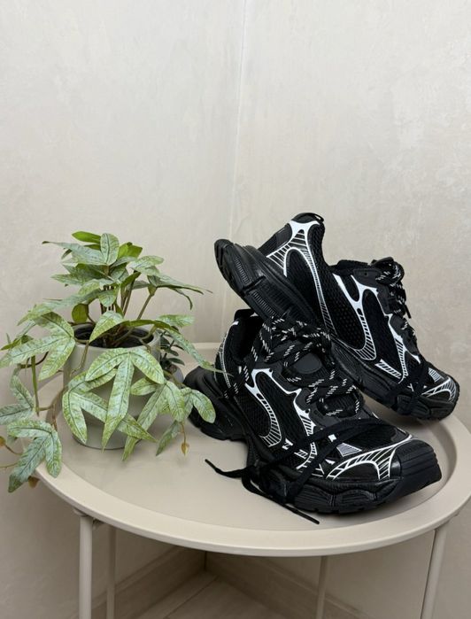 Кросівки Balenciaga 38 розмір.