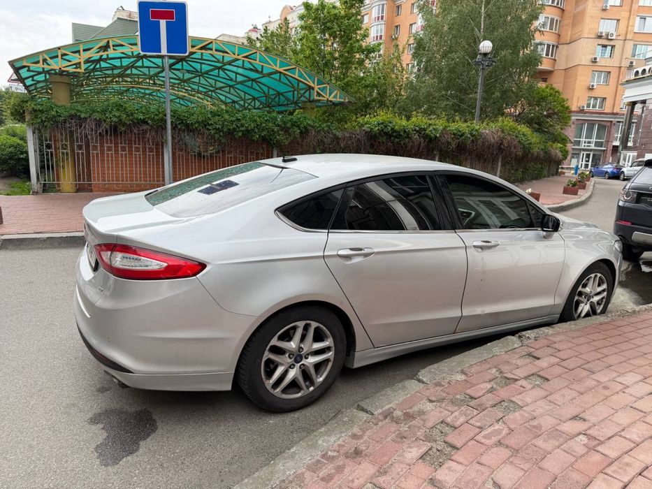 Ford Fusion 2015