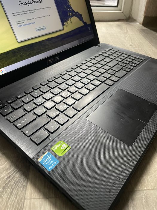 Ноутбук ASUS X552C / 15.6