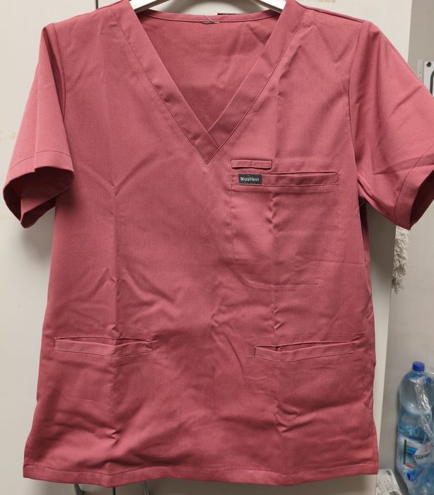 Mundurek medyczny, scrub