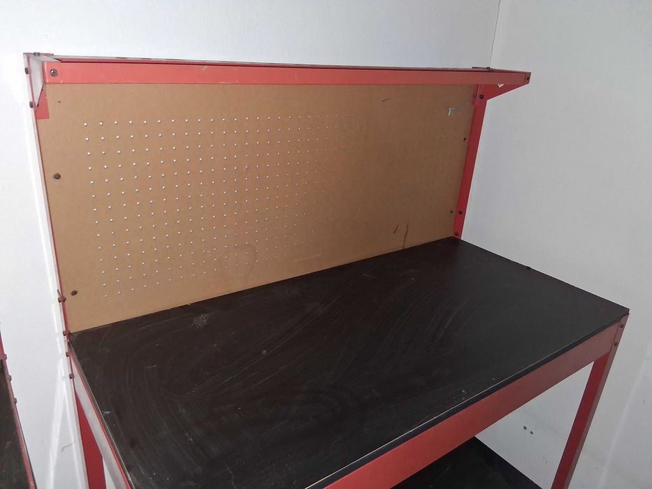 2 Bancadas de trabalho