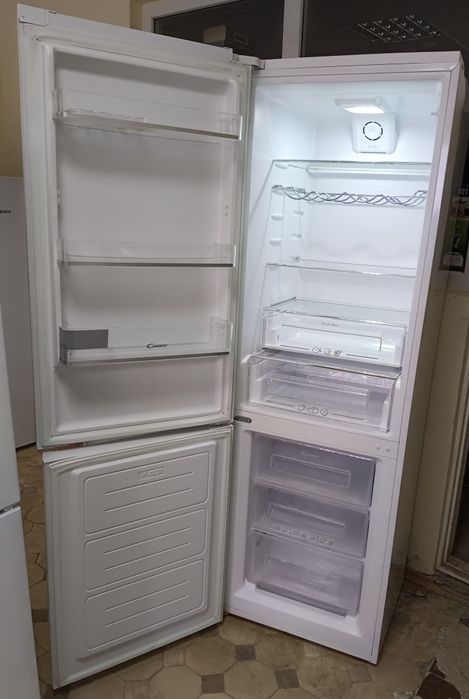 Холодильник Б/В двокамерний