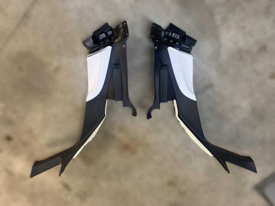 Сидіння tesla model Y та model S