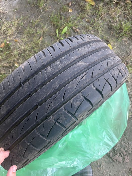Літня резина  на авто розмір 215/55R16