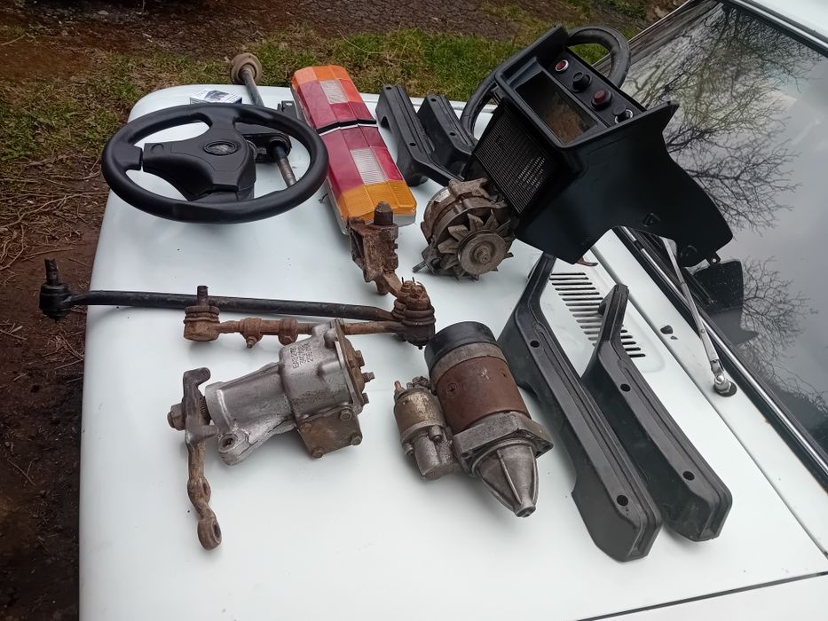 Продам рульову колонку ваз донеї є всьо