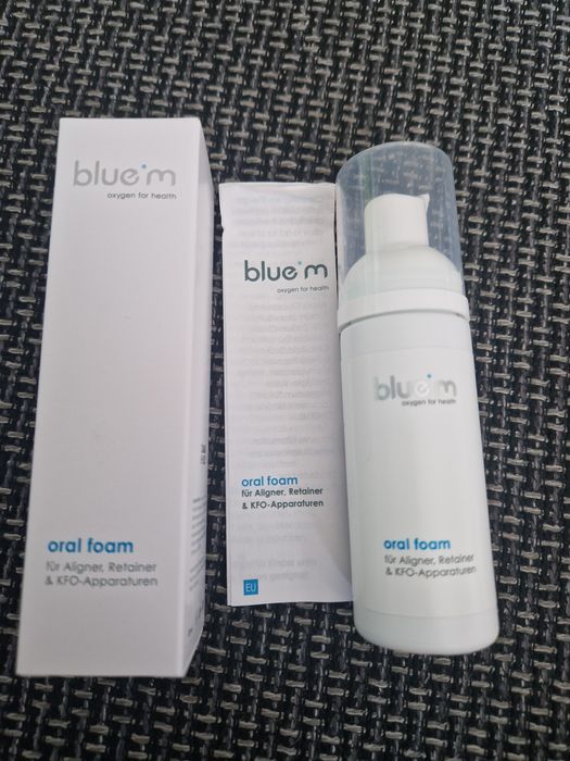 Bluem Pianka do czyszczenia jamy ustnej Protez Implantów 100 ml