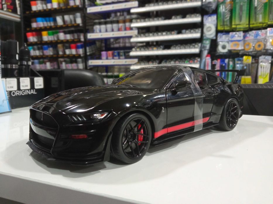 Miniaturas Diecast Solido 1/18 Subaru Skyline Porsche McLaren Etc.