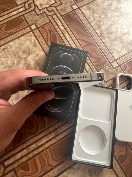 iPhone 12 Pro Max на 128GB