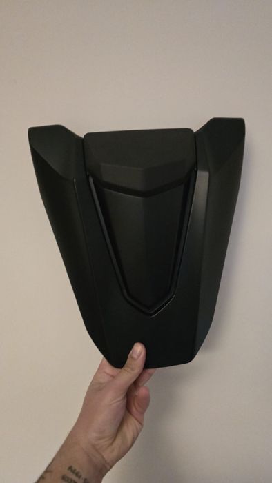 Honda cbr 650R preta