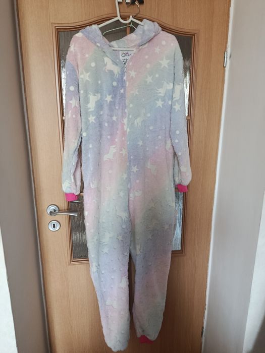 Onesie JEDNOROŻEC – Rozmiar L | Mięciutki Kombinezon