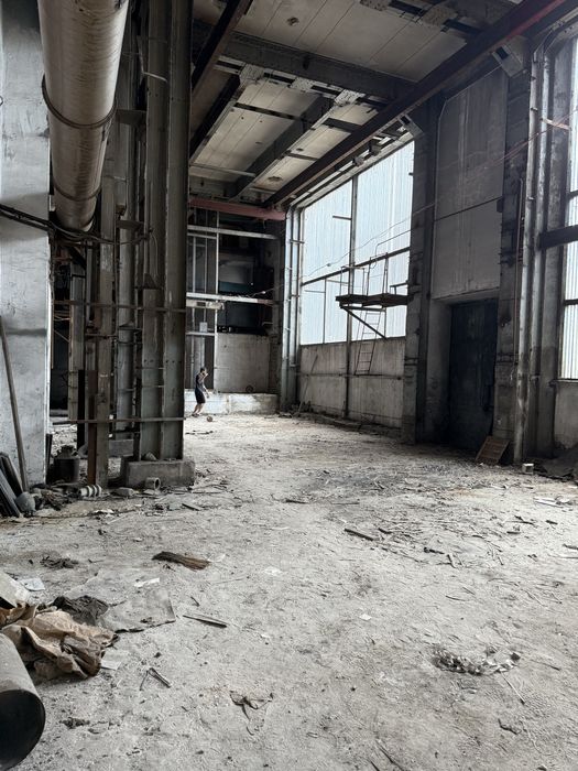 Здам в оренду складські та виробничі приміщення. Поділ.