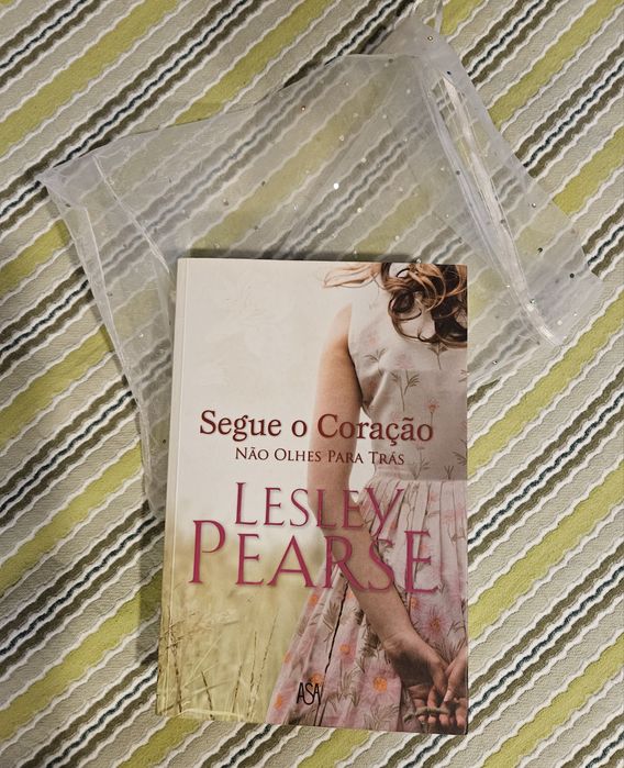 Livro Segue o Coração de Lesley Pearse
