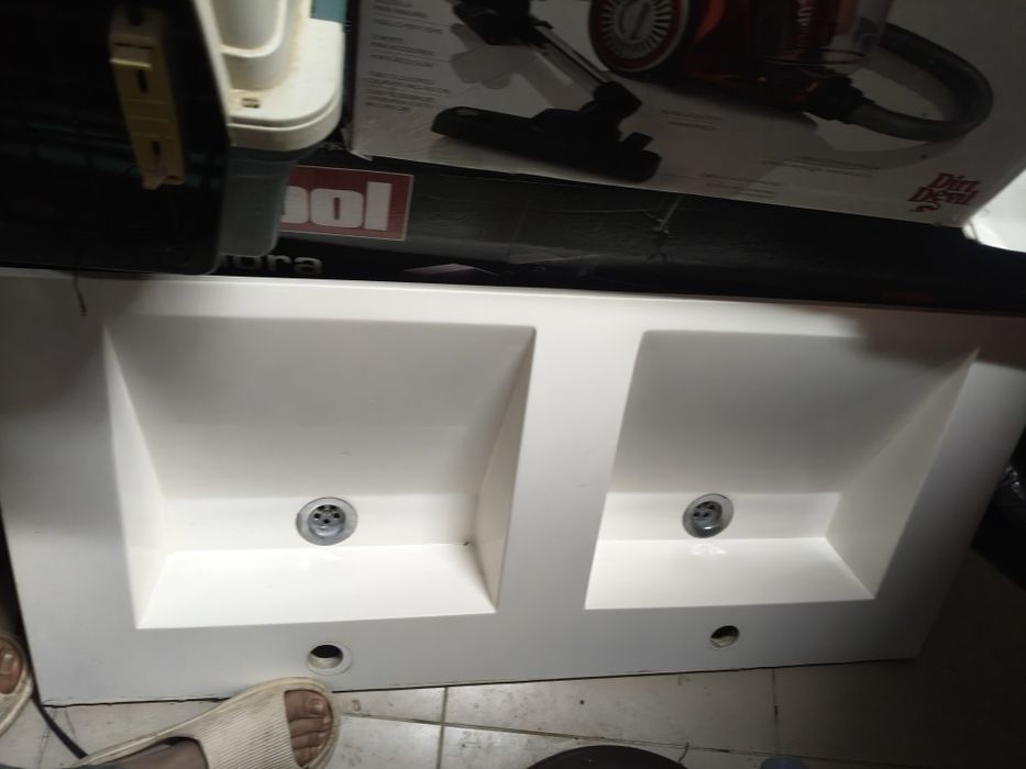 Lá atorio para WC duplo moderno