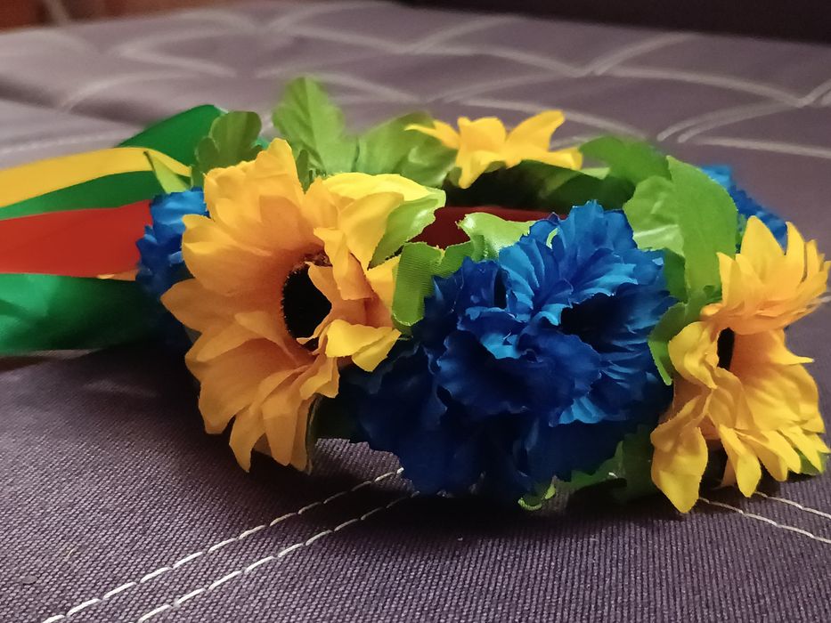 Дуже гарний обруч