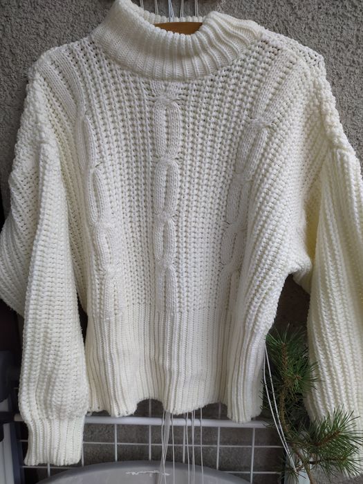 Sweter rozmiar M marki Okan