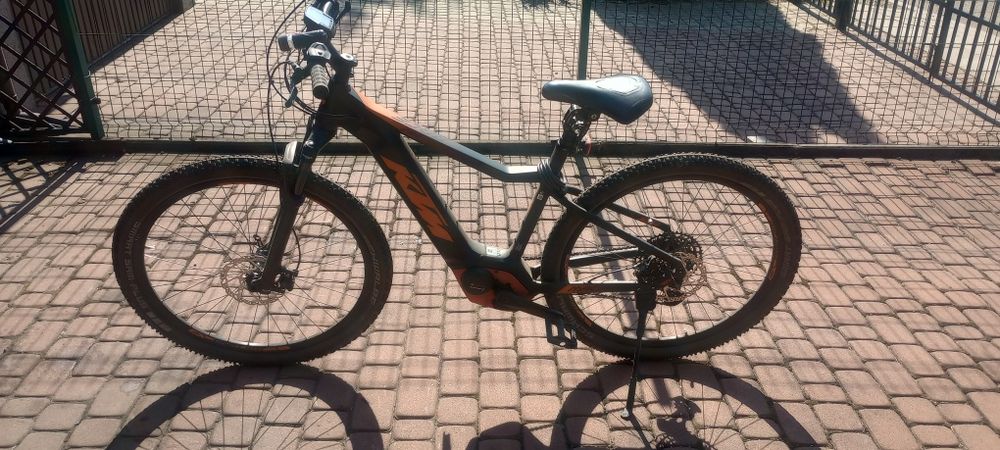 rower elektryczny KTM Macina Race 293