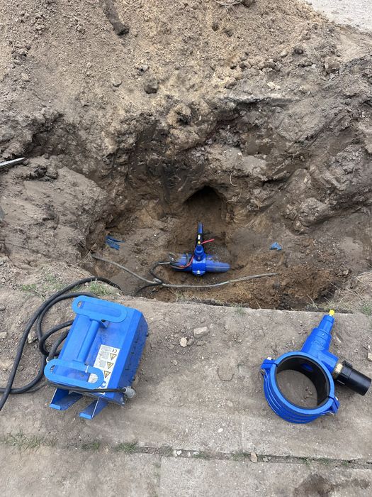 Przeciski pod drogami- rura stalowa ,przyłącza wody i Kanalizacji