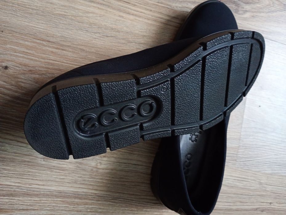 Nowe półbuty Ecco 38