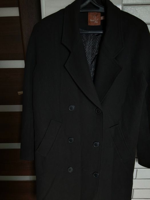 Осіннє жіноче пальто від українського бренду feel you