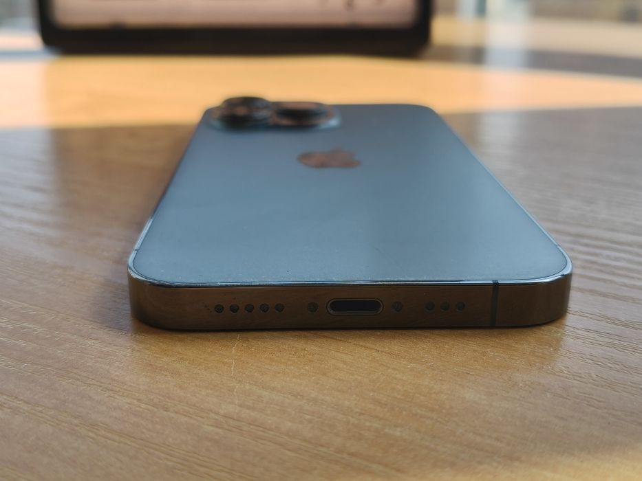 iPhone 13pro 128 neverlock space grey