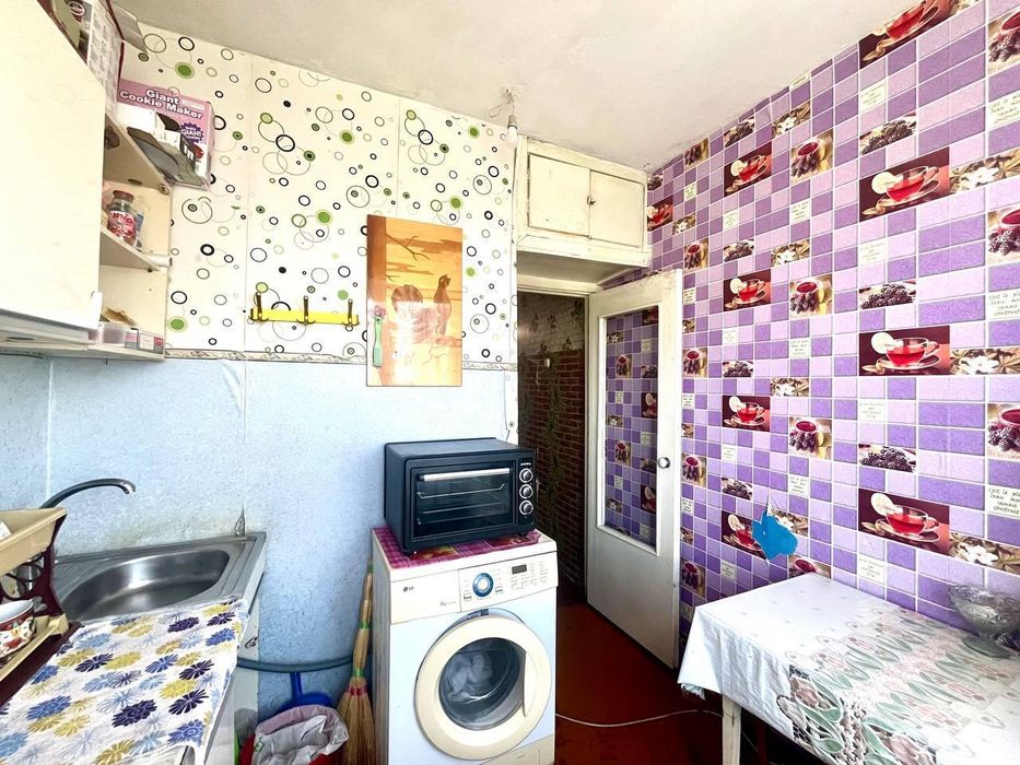 Продам 3-кім. квартиру на Олексіївці, пр. Перемоги, 48, М Перемога