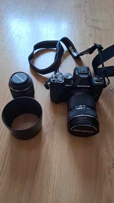 Aparat Olympus E-M10 mark III stan bardzo dobry