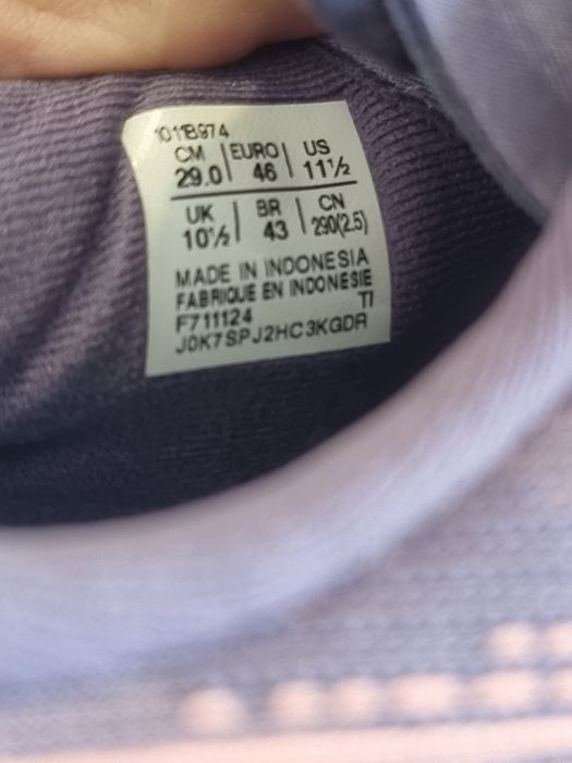 Оригінал 100% чоловічі кросівки asics novablast 5  eur 46