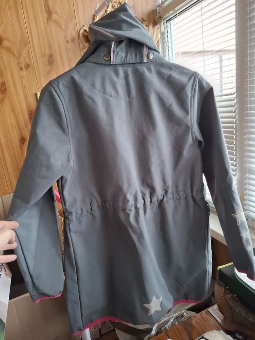 Ветровка на девочку