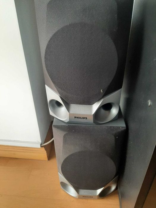 Aparelhagem Philips  com duas colunas - sem uso  NOVO