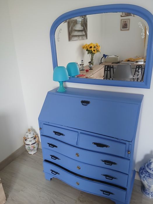 Secretária mais esoelho