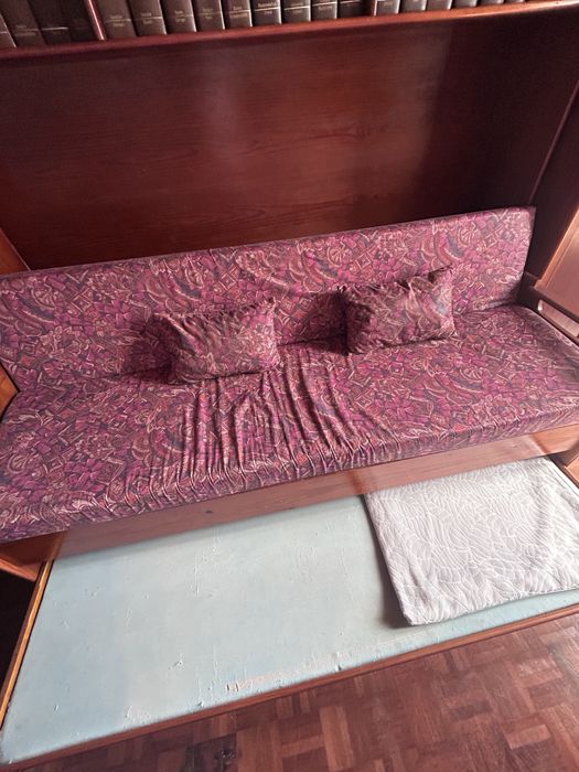 Sofá cama com gaveta extra e prateleiras | Faial