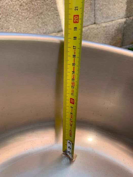 Pia em inox para banca ou churrasqueira. Usada mas em bom estado