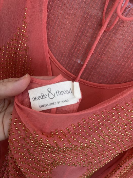 Sukienka koktajlowa Needle & Thread