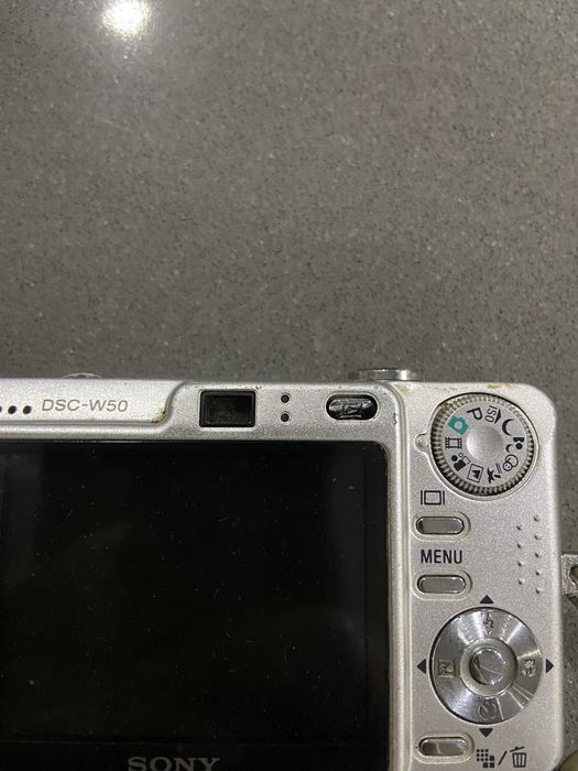 Sony cybershot DSC-W50 - para peças