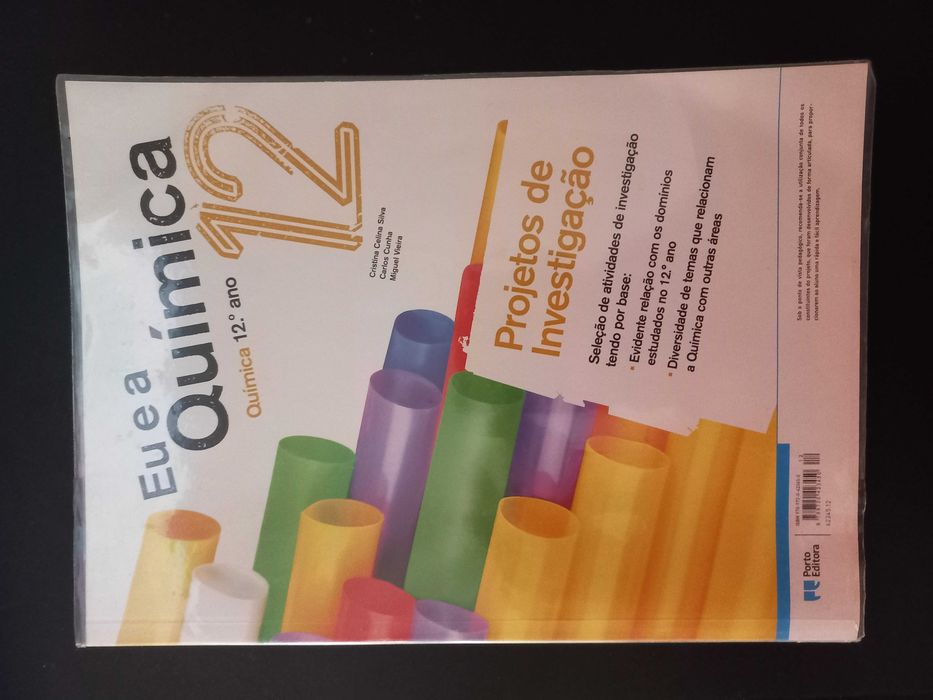 Livro de Química 12º ano - Eu e a Química Caderno de Atividades