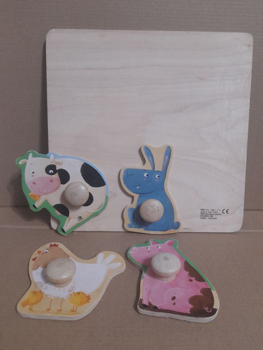 Jogo de madeira para crianças