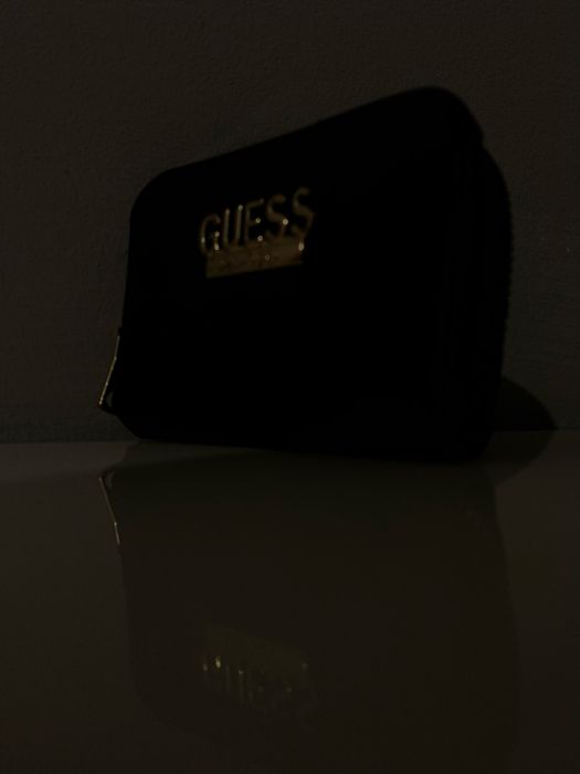 Portfel GUESS stan jak nowy